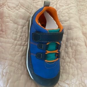 See Kai Run Summit Blue Sneakers, Size 10 (EU27) Gently Used, see pictures